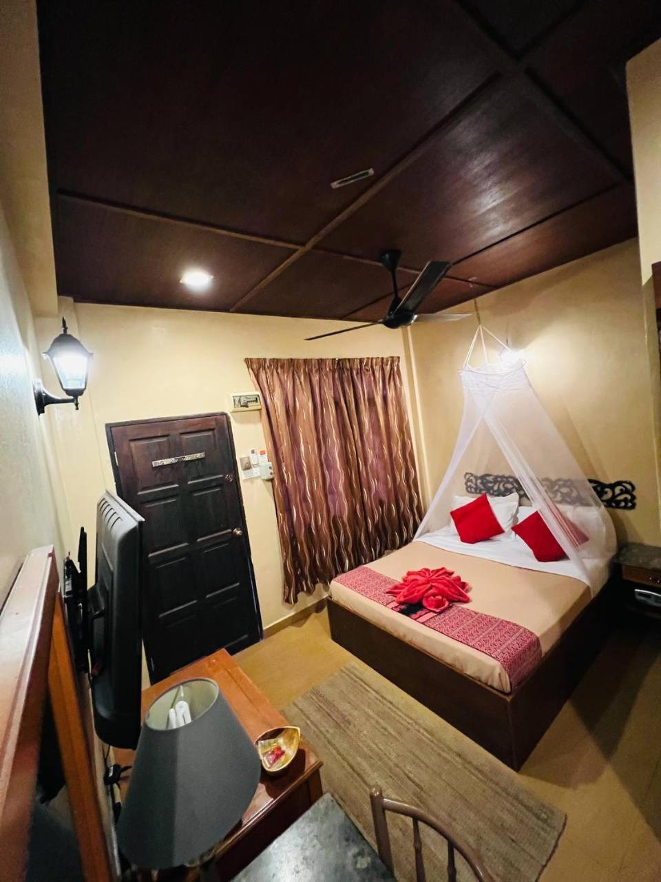 Ombak Dive Resort Perhentian Island Pulau Perhentian Kecil 외부 사진
