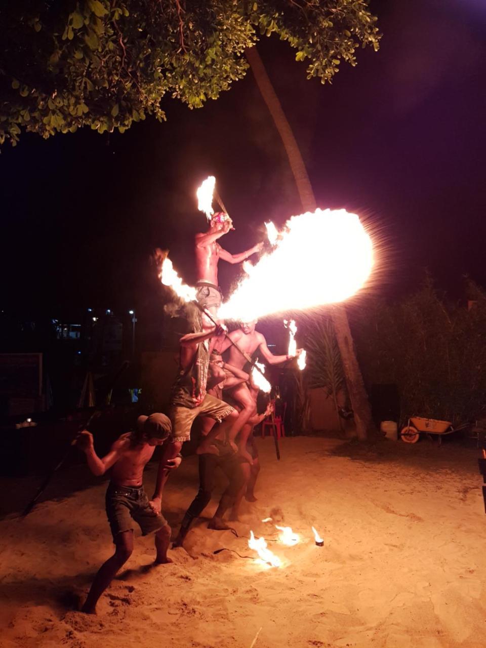Ombak Dive Resort Perhentian Island Pulau Perhentian Kecil 외부 사진
